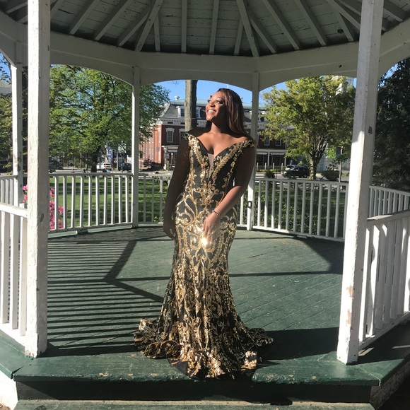 Jovani Gold and Black Dress - Picture 4 of 5